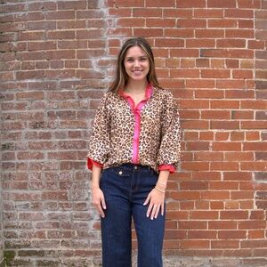 Stripe Wavy Trim Detail Leopard Top